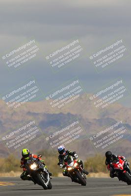 media/Feb-23-2023-Racers Edge (Thu) [[45c9a79e62]]/B Group/Session 2 (Turn 14)/